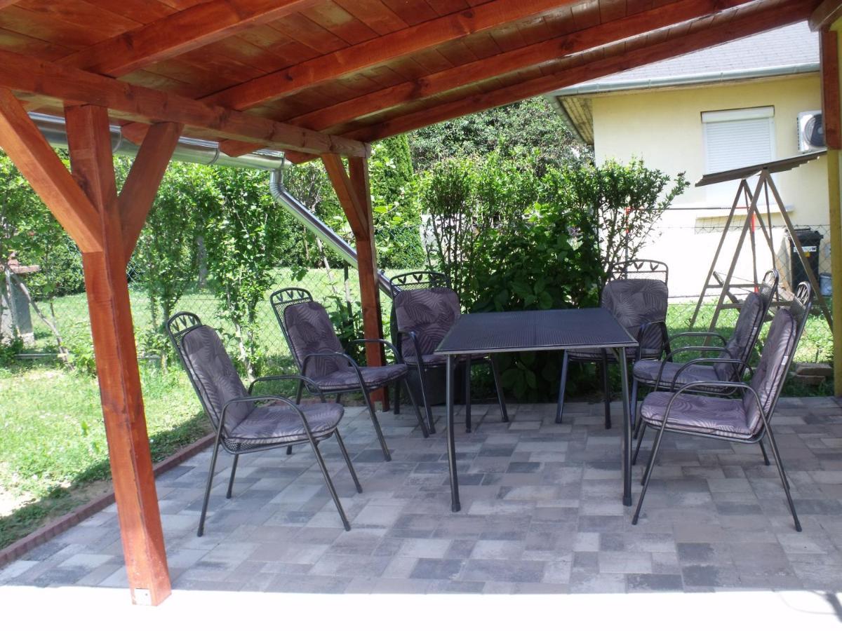 Jazmin Apartman Zalakaros Extérieur photo