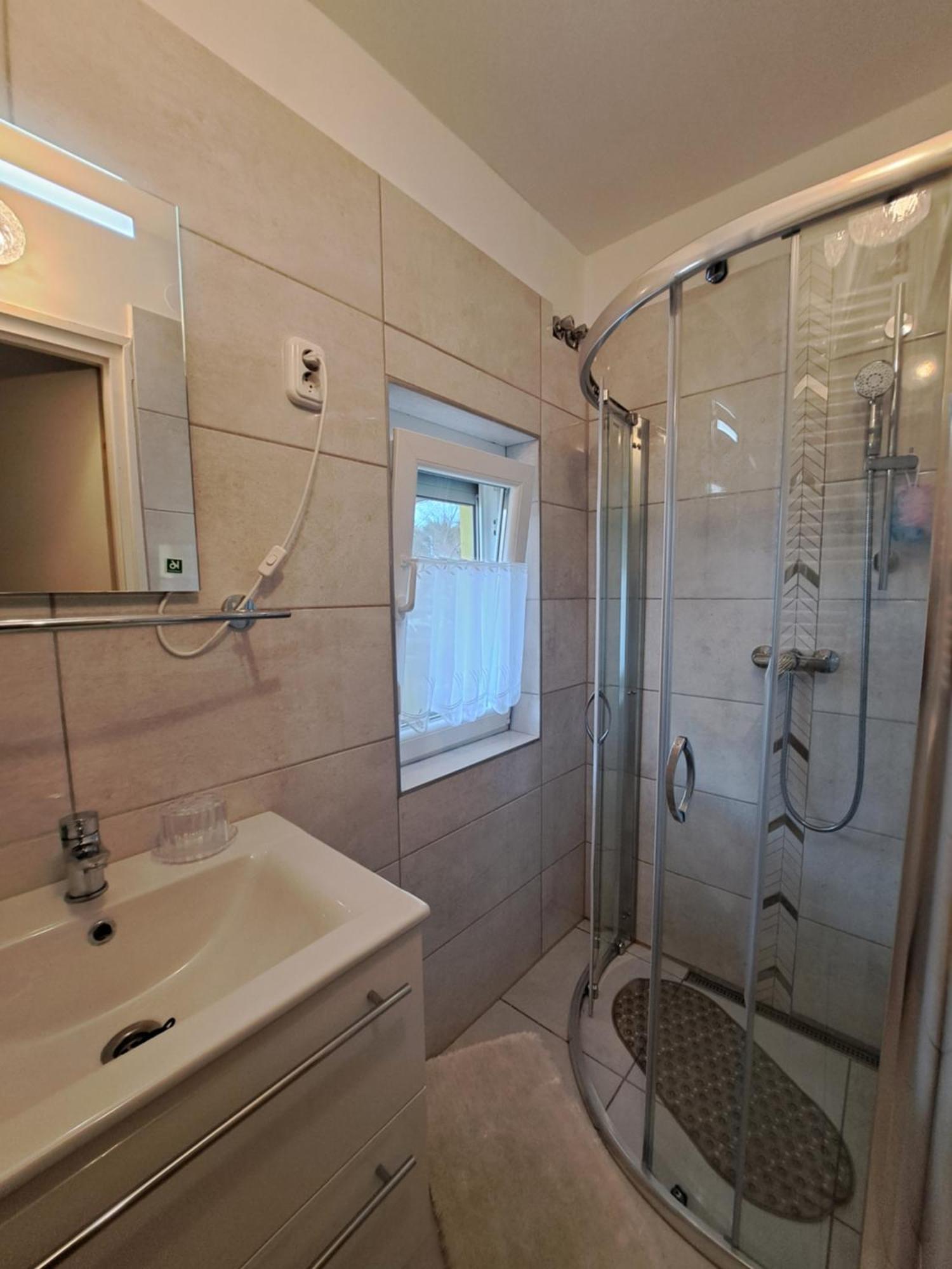 Jazmin Apartman Zalakaros Extérieur photo