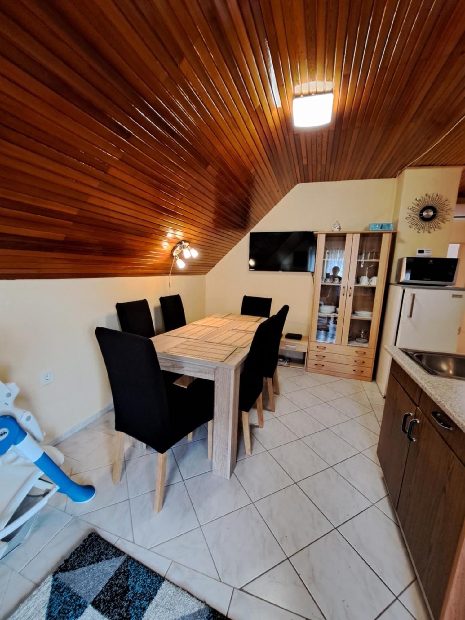 Jazmin Apartman Zalakaros Extérieur photo